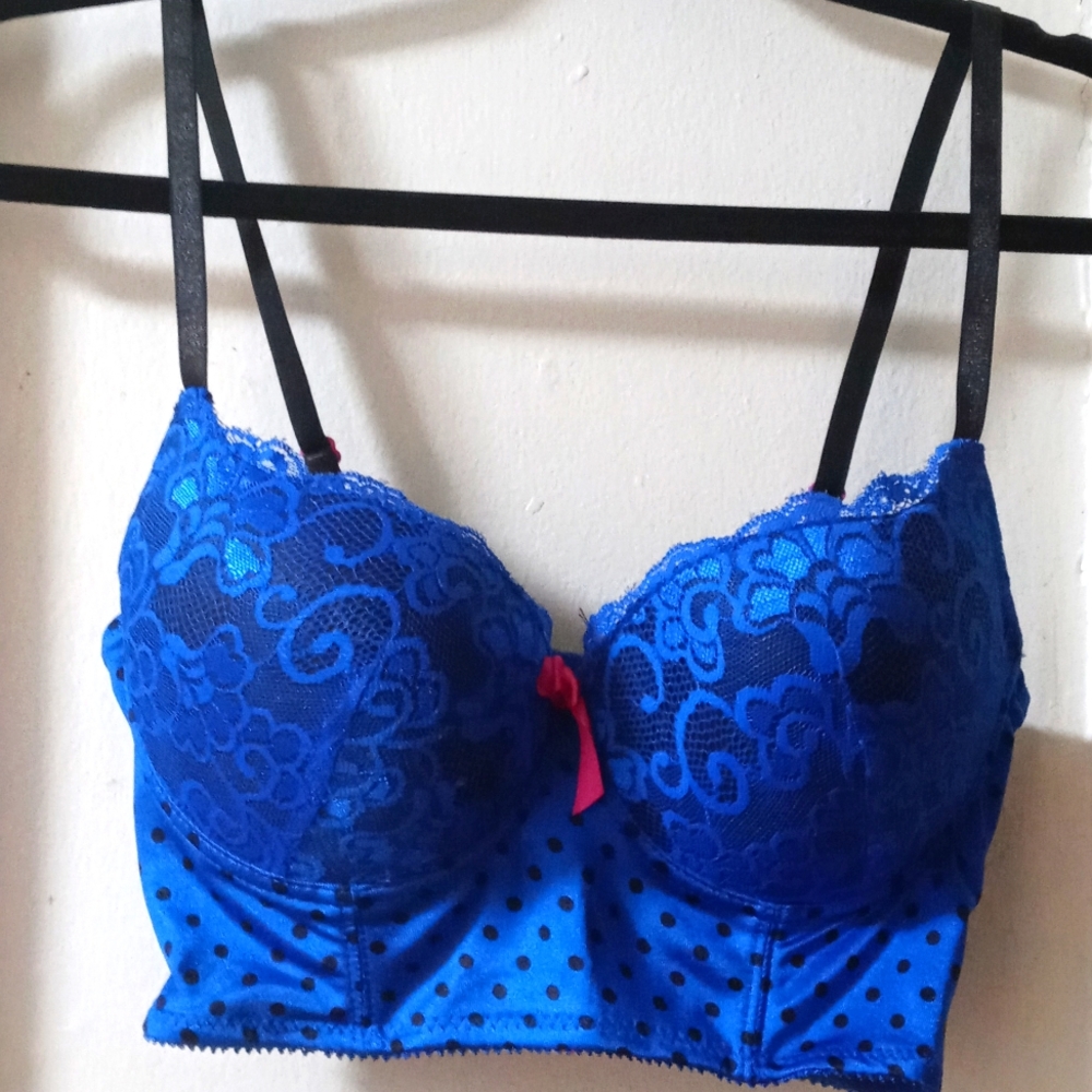 Cropped bra